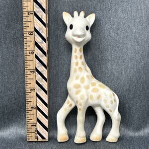 Vintage Rubber Giraffe Toy Tall Soft Squeeze Animal Marked 323045 SEE VIDEO